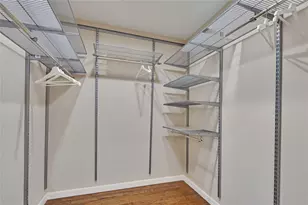 2905 Greenlawn Pkwy, Austin, TX 78757 - Photo 14