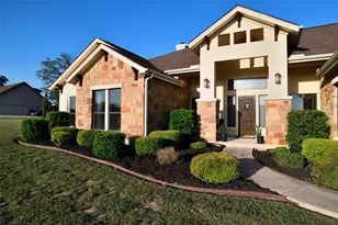 504 Pheasant Mdw, Liberty Hill, TX 78642 - Photo 2