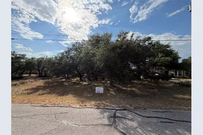 216 Dunkeld Drive, Briarcliff, TX 78669 - Photo 2