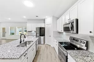 106 Pelican Ct, Bastrop, TX 78602 - Photo 6