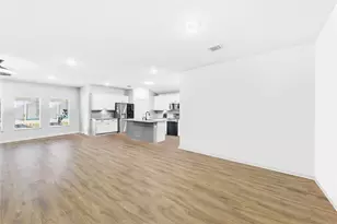 106 Pelican Ct, Bastrop, TX 78602 - Photo 10