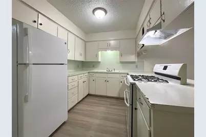 904 N Meadows Drive, Austin, TX 78758 - Photo 4