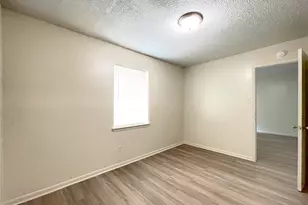 904 N Meadows Dr, Austin, TX 78758 - Photo 14