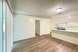 904 N Meadows Dr, Austin, TX 78758 - Photo 8