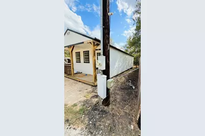 125 McDowell Road, Del Valle, TX 78617 - Photo 14