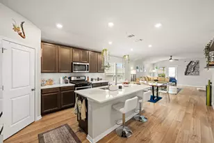 6509 Rounded Pebble Ln, Buda, TX 78610 - Photo 8