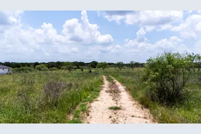 401 Turnback Trail, Dale, TX 78616 - Photo 28