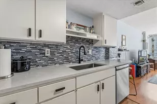 1800 Lavaca St, Austin, TX 78701 - Photo 8