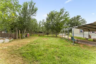 253 N County Line Rd, Elgin, TX 78621 - Photo 26