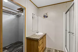 253 N County Line Rd, Elgin, TX 78621 - Photo 16