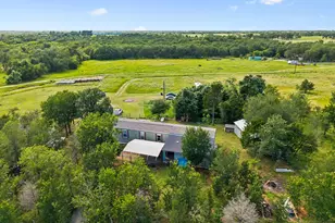 253 N County Line Rd, Elgin, TX 78621 - Photo 36