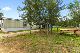 253 N County Line Rd, Elgin, TX 78621 - Photo 26