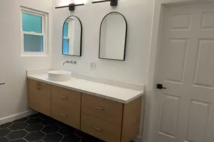 1318 Broadmoor Dr, Austin, TX 78723 - Photo 22