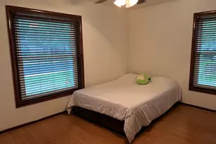 1318 Broadmoor Dr, Austin, TX 78723 - Photo 16