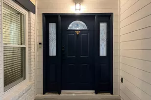 1318 Broadmoor Dr, Austin, TX 78723 - Photo 2