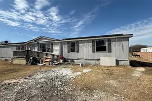 213 Cross Meadow Dr, Hutto, TX 78634 - Photo 1