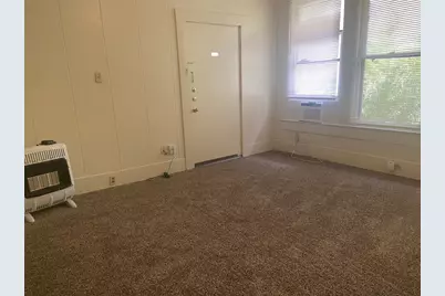 401 W 38th Street #B, Austin, TX 78705 - Photo 4