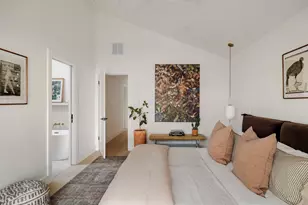 4214 Deepwoods Dr, Austin, TX 78731 - Photo 8