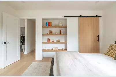 4214 Deepwoods Drive, Austin, TX 78731 - Photo 14