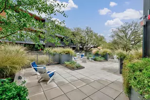 900 S 1st St, Austin, TX 78704 - Photo 32