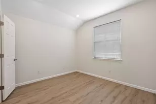 101 Redwood Dr, Kyle, TX 78640 - Photo 22