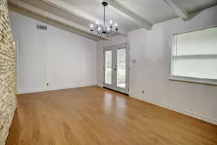 204 Maynard St, Bastrop, TX 78602 - Photo 16
