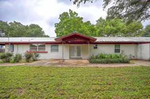 204 Maynard St, Bastrop, TX 78602 - Photo 34