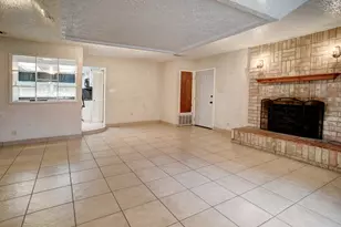 204 Maynard St, Bastrop, TX 78602 - Photo 12