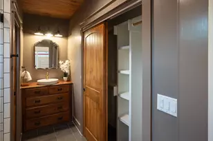 2515 Gonzales St, Austin, TX 78702 - Photo 18