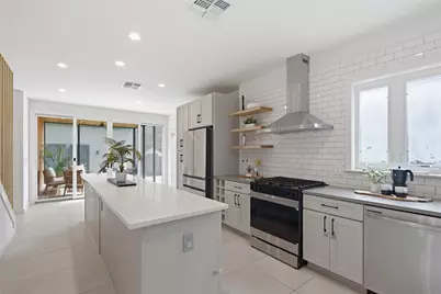 2007 E 2nd Street, Austin, TX 78702 - Photo 6
