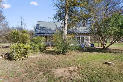 523 Old Highway 20, McDade, TX 78650 - Photo 26