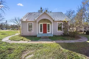 523 Old Hwy 20, McDade, TX 78650 - Photo 2