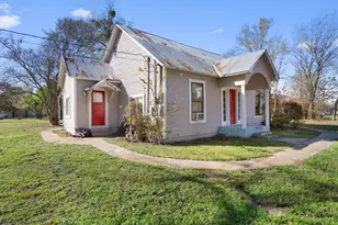 523 Old Hwy 20, McDade, TX 78650 - Photo 6