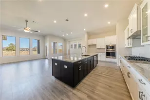 844 Paseo de Castana Wy, Leander, TX 78641 - Photo 12