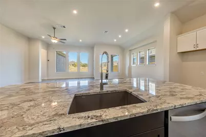 844 Paseo De Castana Way, Leander, TX 78641 - Photo 14