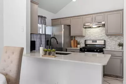 2403 Lendall Lane, Austin, TX 78744 - Photo 8