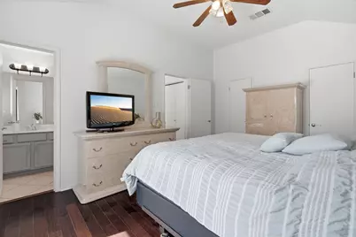 2403 Lendall Lane, Austin, TX 78744 - Photo 14