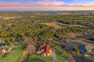 220 Neal Dr, Liberty Hill, TX 78642 - Photo 32