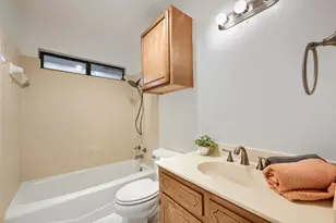201 Woodstone Dr, Georgetown, TX 78628 - Photo 16