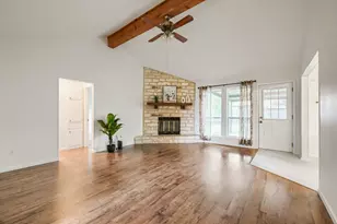 201 Woodstone Dr, Georgetown, TX 78628 - Photo 2