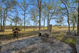 158 Uriah Dr, Elgin, TX 78621 - Photo 34