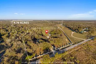 158 Uriah Dr, Elgin, TX 78621 - Photo 2
