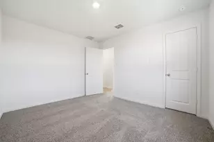 246 Sheanandoah Dr, Kyle, TX 78640 - Photo 32