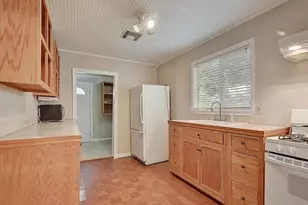36 Anthony St, Austin, TX 78702 - Photo 16