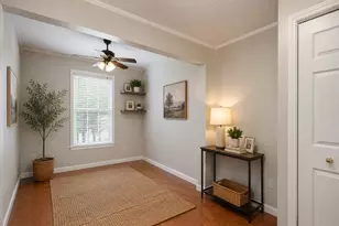 36 Anthony St, Austin, TX 78702 - Photo 8