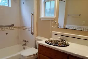 36 Anthony St, Austin, TX 78702 - Photo 12
