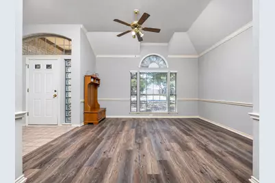 5210 Crooked Oak Cove, Austin, TX 78749 - Photo 2