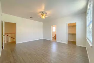 609 W 37th St, Austin, TX 78705 - Photo 24