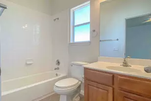 609 W 37th St, Austin, TX 78705 - Photo 26
