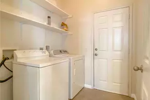 609 W 37th St, Austin, TX 78705 - Photo 28
